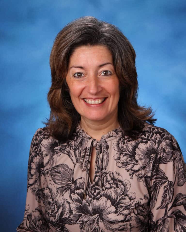 Faculty_Staff-Brown-Lindsay