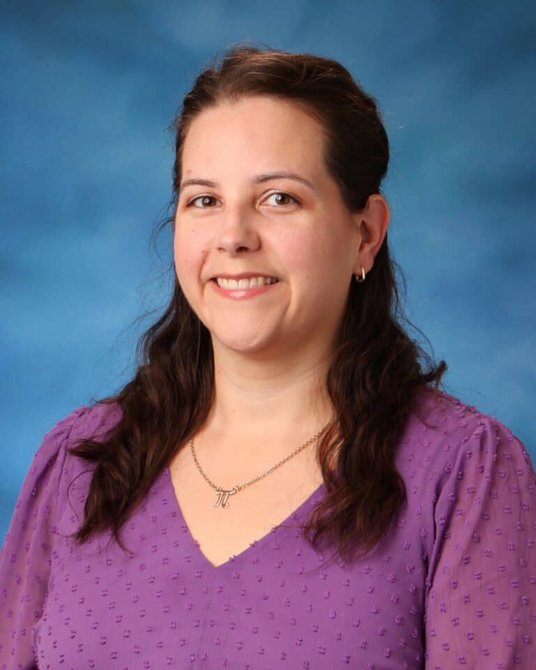 Faculty_Hamilton_Caitlin